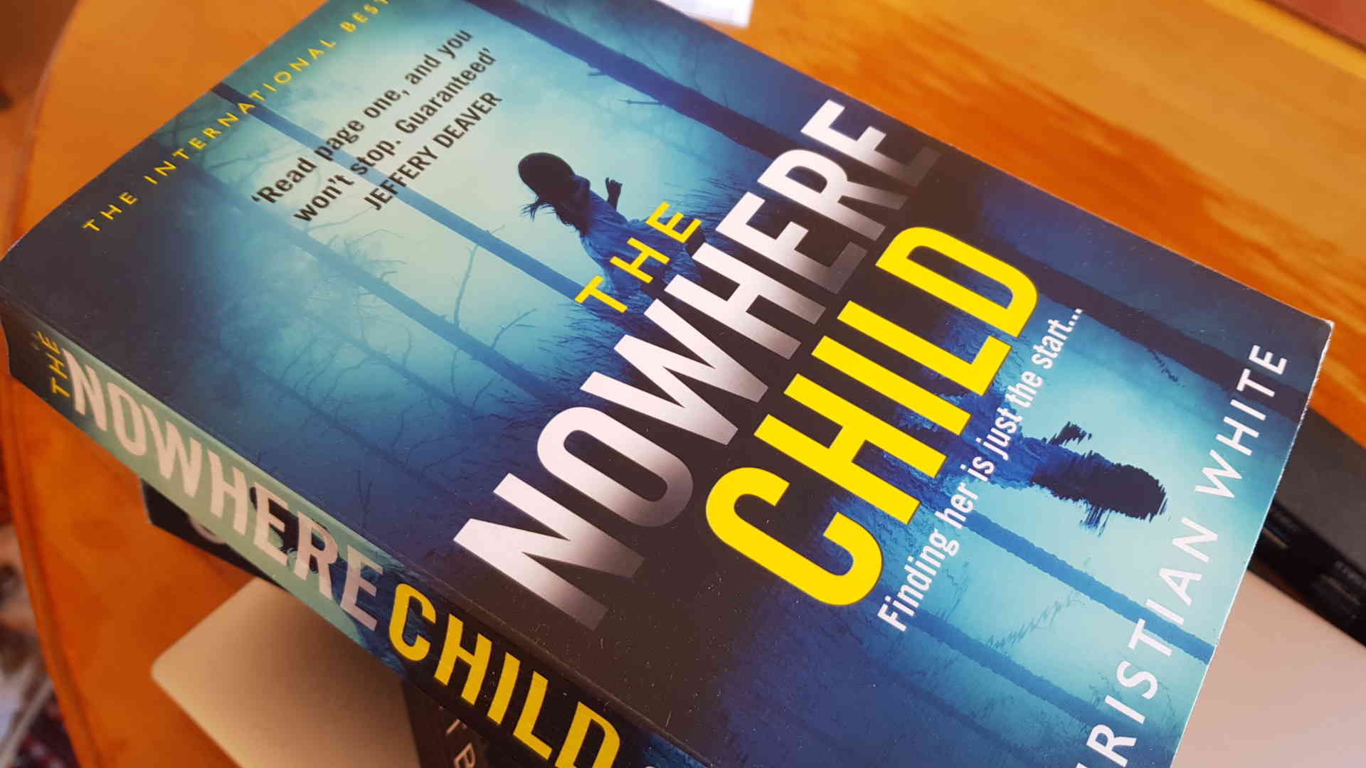 The Nowhere Child, av Christian White