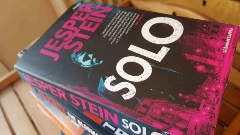 Solo, av Jesper Stein
