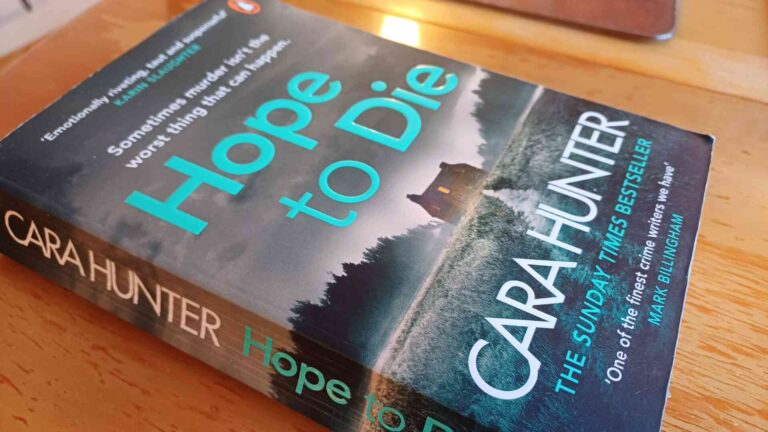 Hope to Die, av Cara Hunter